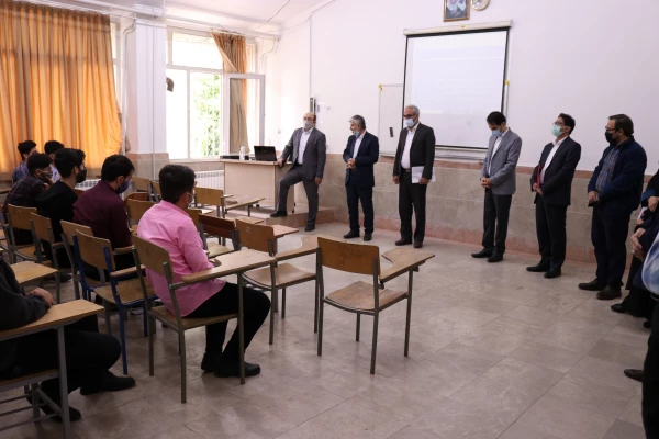 دکتر سمیعی از مرکز شهدای مکه بازدید کرد. 7