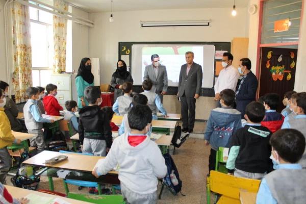 بازدید هیات رئیسه دانشگاه فرهنگیان از مدارس مجری طرح کارورزی 6