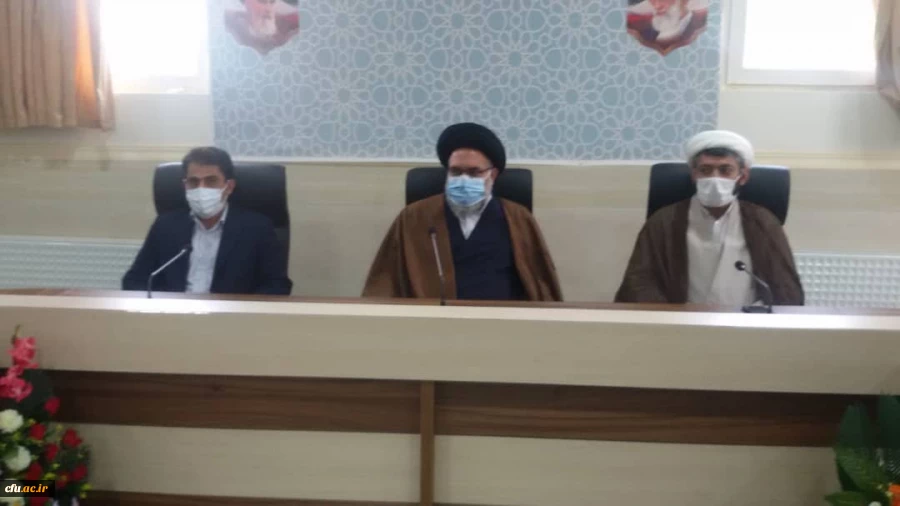 به مناسبت21 رمضان، شهادت مولای متقیان انجام شد:

دیدار هیئت رئیسه دانشگاه فرهنگیان استان کهگیلویه و بویراحمد با امام جمعه مرکز استان 2