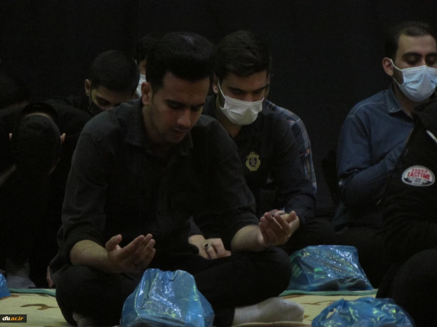 مراسم احیای سومین شب از شب های قدر
 5