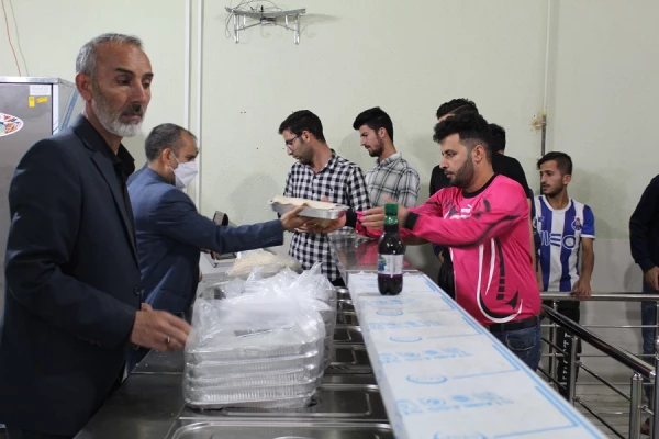 محفل انس با قرآن کریم در پردیس علامه طباطبایی دانشگاه فرهنگیان لرستان برگزارشد 15