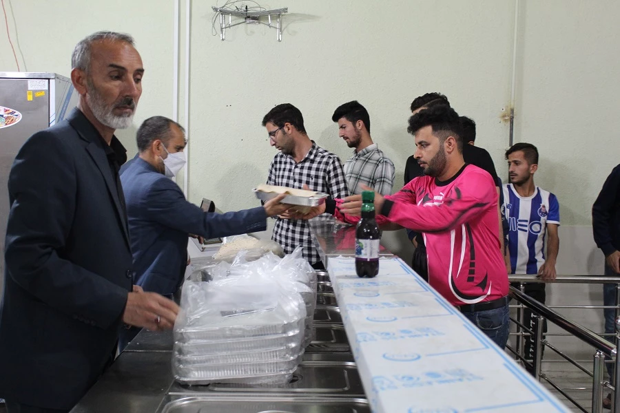 محفل انس با قرآن کریم در پردیس علامه طباطبایی دانشگاه فرهنگیان لرستان برگزارشد 15