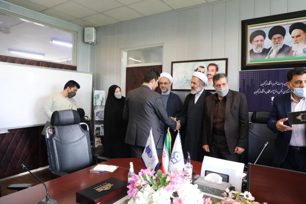 لزوم حمایت مدیریت های استانی دانشگاه فرهنگیان از انجمن دانش آموختگان دانشگاه 14