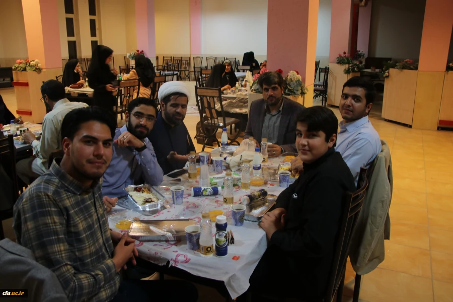 نشست صمیمی فعالین دانشجویی،تشکل ها،هیأت های مذهبی،کانون های فرهنگی و انجمن های علمی دانشگاه فرهنگیان استان اصفهان 7