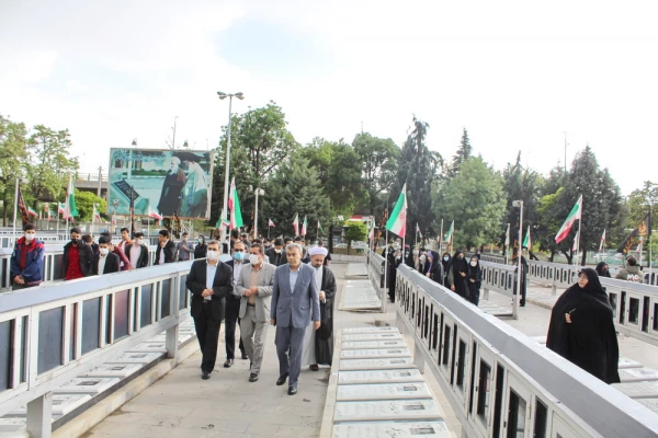 طرح ضیافت شهدا با هدف ترویج ارزش های دفاع مقدس 11