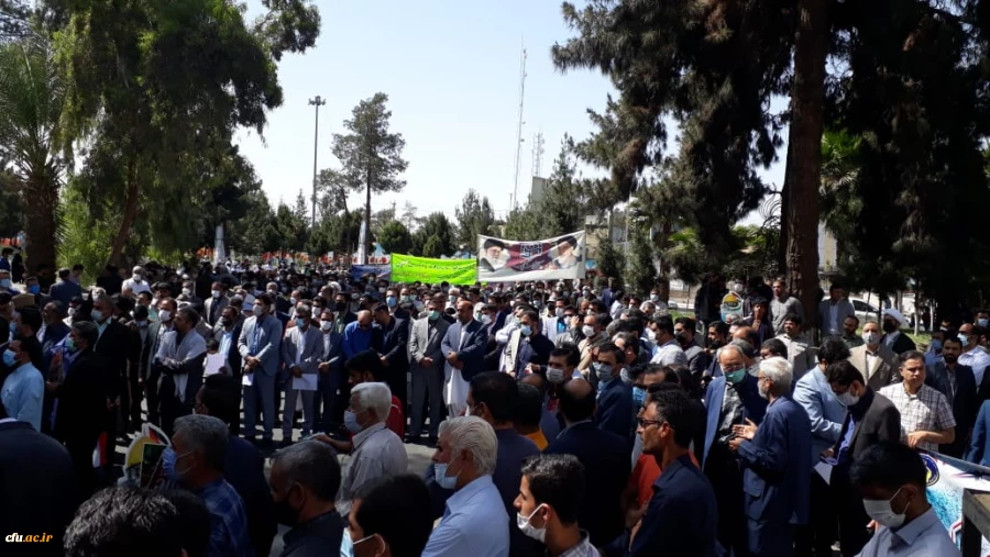 حضور اساتید،کارکنان ودانشجویان دانشگاه فرهنگیان سیستان وبلوچستان درراهپیمایی روز جهانی قدس 3