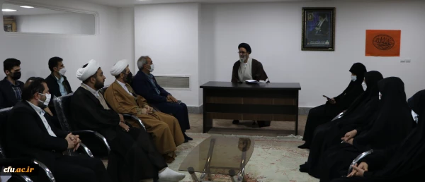 مراسم تجلیل از حافظان ،قاریان وفعالان قرآنی دانشگاه فرهنگیان استان آذربایجان شرقی با حضور نماینده ولی فقیه وامام جمعه محبوب تبریز برگزار شد. 2