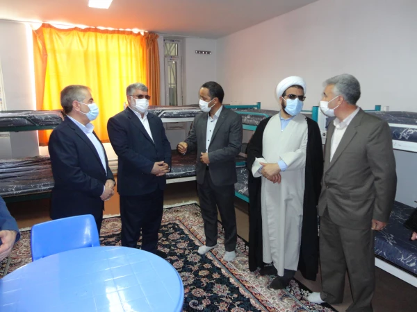 دانشگاه فرهنگیان از نظر تربیت معلمان آینده آموزش و پرورش نقش پراهمیتی دارد. 11