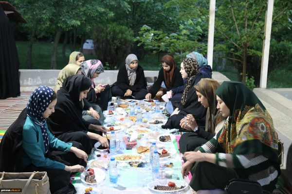 طرح ضیافت شهدا با هدف ترویج فرهنگ ایثار و شهادت 10