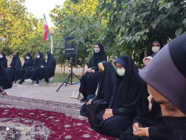 طرح ضیافت شهدا با حضور دانشجو معلمان دانشگاه فرهنگیان سیستان وبلوچستان درجوار مزار شهید خوشنام  4