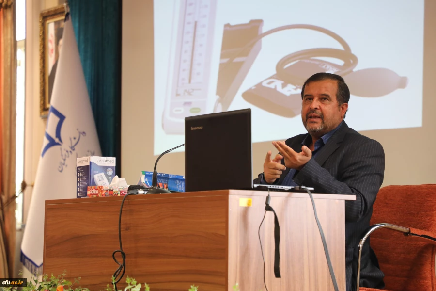 اجرای کارگاه آموزشی " فشارخون " با حضور دکتر خنیفر  2