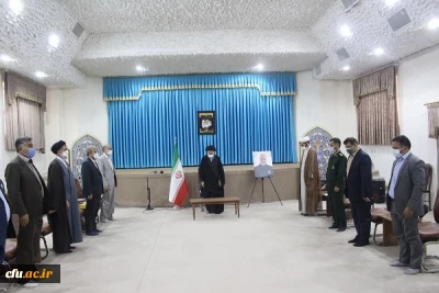 به مناسبت روز معلم صورت گرفت:

دیدار سرپرست دانشگاه فرهنگیان خراسان جنوبی با نماینده ولی فقیه و امام جمعه استان