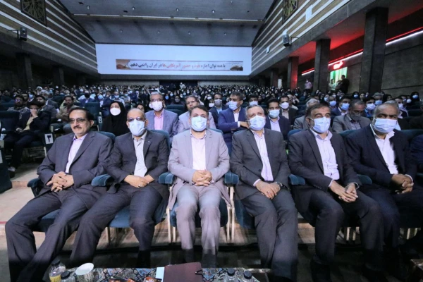 برگزاری آیین بزرگداشت مقام معلم استان یزد با حضور معاون اجرایی رئیس جمهور 3