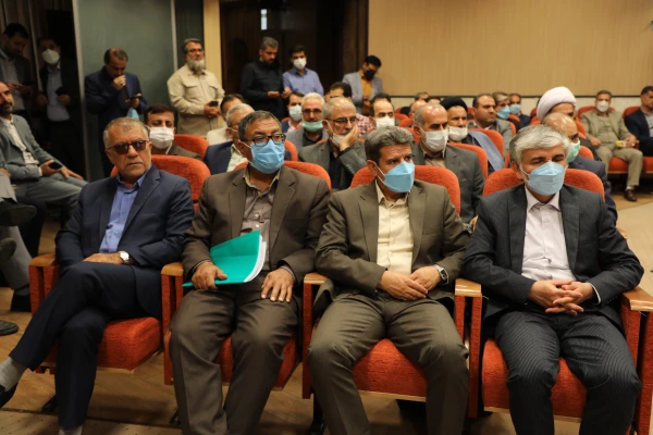 نشست هم اندیشی با استادان، دانشجو معلمان و کارکنان دانشگاه فرهنگیان