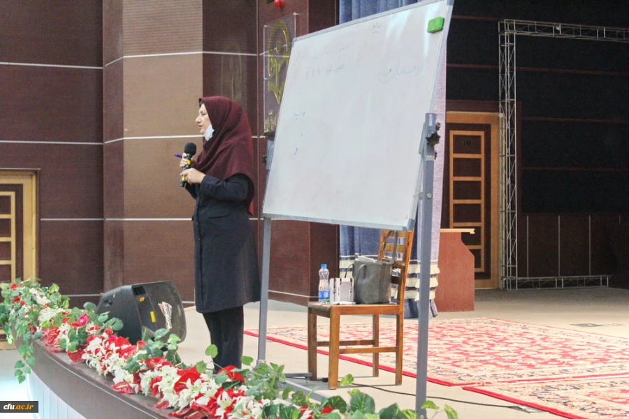 برگزاری سلسله نشست های مهارت افزایی دانشجومعلمان  2