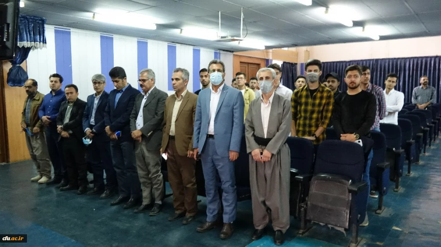 مراسم بزرگداشت دهه سرآمدی آموزش و همایش استانی همگامی نظریه وعمل درتربیت معلم بانگاه تحولی
 3