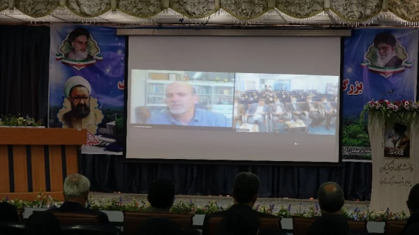 مراسم بزرگداشت دهه سرآمدی آموزش و همایش استانی همگامی نظریه وعمل درتربیت معلم بانگاه تحولی
 6