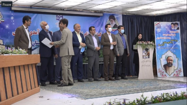 مراسم بزرگداشت دهه سرآمدی آموزش و همایش استانی همگامی نظریه وعمل درتربیت معلم بانگاه تحولی
 13