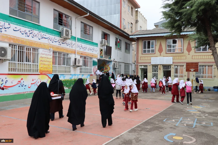 بازدید رییس اداره کارورزی سازمان مرکزی ازمدارس مجری طرح کارورزی دانشجو معلمان 3