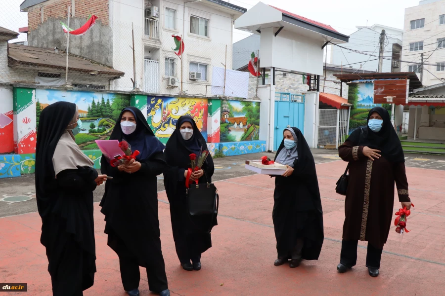 بازدید رییس اداره کارورزی سازمان مرکزی ازمدارس مجری طرح کارورزی دانشجو معلمان 4