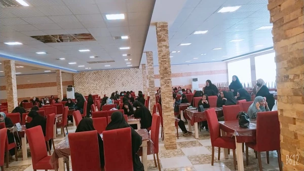 بمناسبت هفته معلم و دهه سرآمد آموزشی برنامه های متنوع و ویژه ای برگزار شد. 5