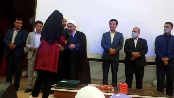 با حضور مقام ارشد اجرایی استان برگزار شد:

آیین بزرگداشت هفته مقام معلم و استاد در دانشگاه فرهنگیان استان کهگیلویه و بویراحمد 2