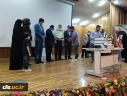 تجلیل از شهدا و مدافعان سلامت در آیین بزرگداشت هفته سلامت 5