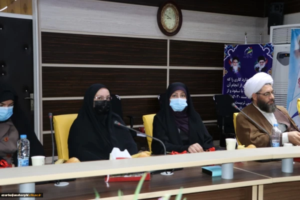 آیین گرامیداشت هفته معلم و دهه سرآمدی آموزش



 2