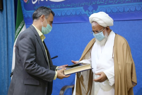 رونمایی از سند علمی همایش ملی تعلیم و تربیت مهدوی
 4