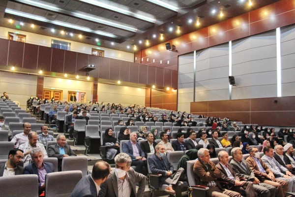 مراسم تجلیل و تبجیل از مدیران، معاونان و معلمان مجری طرح کارورزی 6