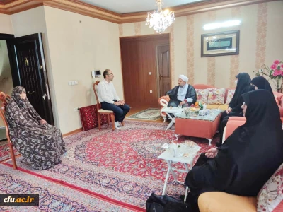 توسط مسؤولان دانشگاه فرهنگیان قزوین، صورت گرفت:

دیدار با خانواده های معزز معلمان شهید