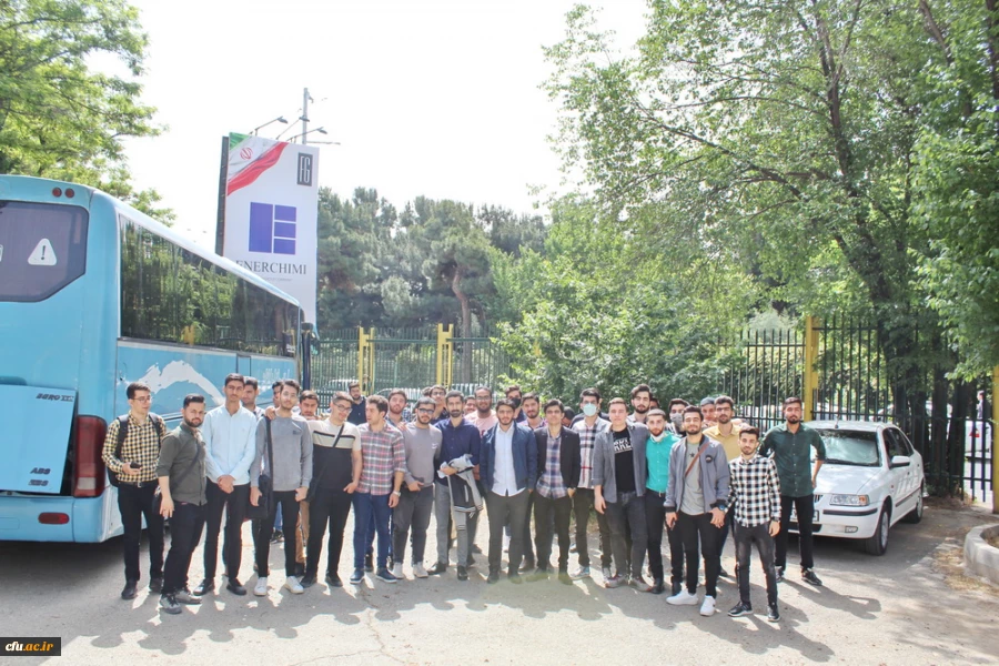 اردوی بازدید دانشجو معلمان از نمایشگاه کتاب تهران به روایت تصویر 2