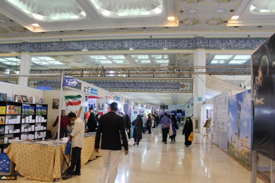 اردوی بازدید دانشجو معلمان از نمایشگاه کتاب تهران به روایت تصویر 4