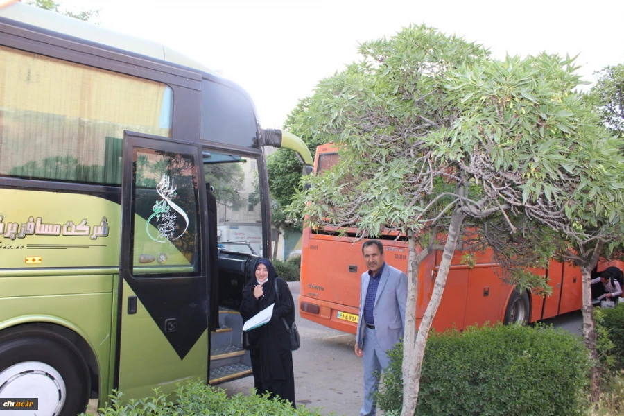 اردوی بازدید دانشجو معلمان از نمایشگاه کتاب تهران به روایت تصویر 11