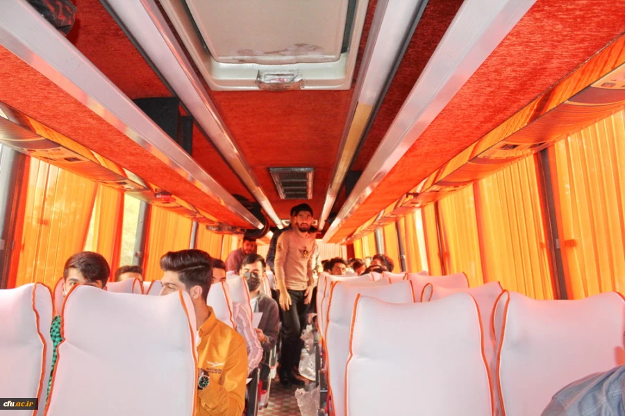 اردوی بازدید دانشجو معلمان از نمایشگاه کتاب تهران به روایت تصویر 12