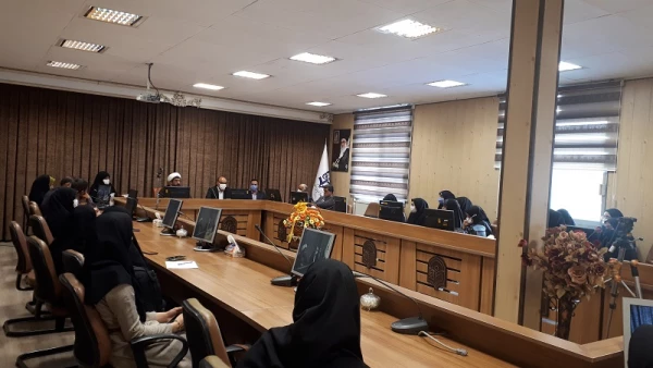 نشست «جهاد تبیین و بصیرت افزایی و تجلیل از نخبگان و برگزیدگان آموزشی و فرهنگی» 3