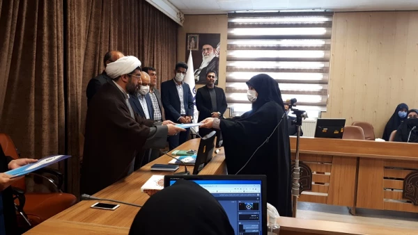 نشست «جهاد تبیین و بصیرت افزایی و تجلیل از نخبگان و برگزیدگان آموزشی و فرهنگی» 4