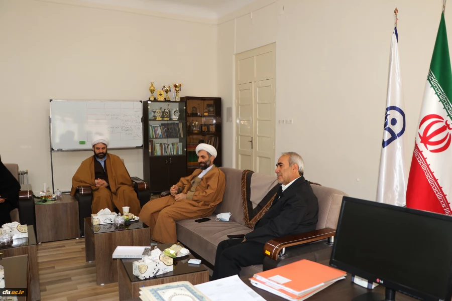 امضای تفاهم نامه ستاد اقامه نماز با دانشگاه فرهنگیان استان آذربایجان شرقی 5