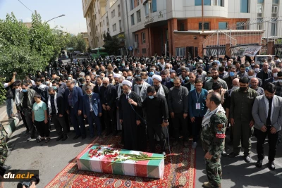 به روایت تصویر:

آیین تشییع و تدفین پیکر مطهر شهید گمنام در مرکز شهید شرافت 