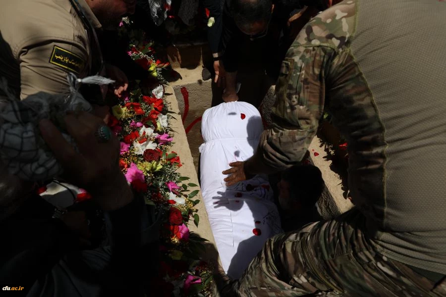 آیین تدفین شهید گمنام