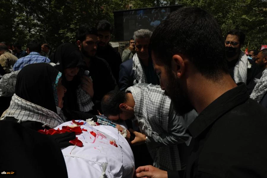 آیین تدفین شهید گمنام