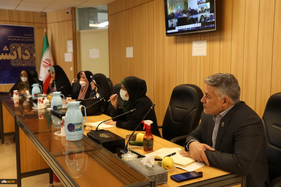 طراحی و تدوین برنامه صلاحیت پژوهشی دانشجو معلمان در راستای توانمند سازی آنان در دستور کارمعاونت پژوهش و فناوری قرار گرفت 3