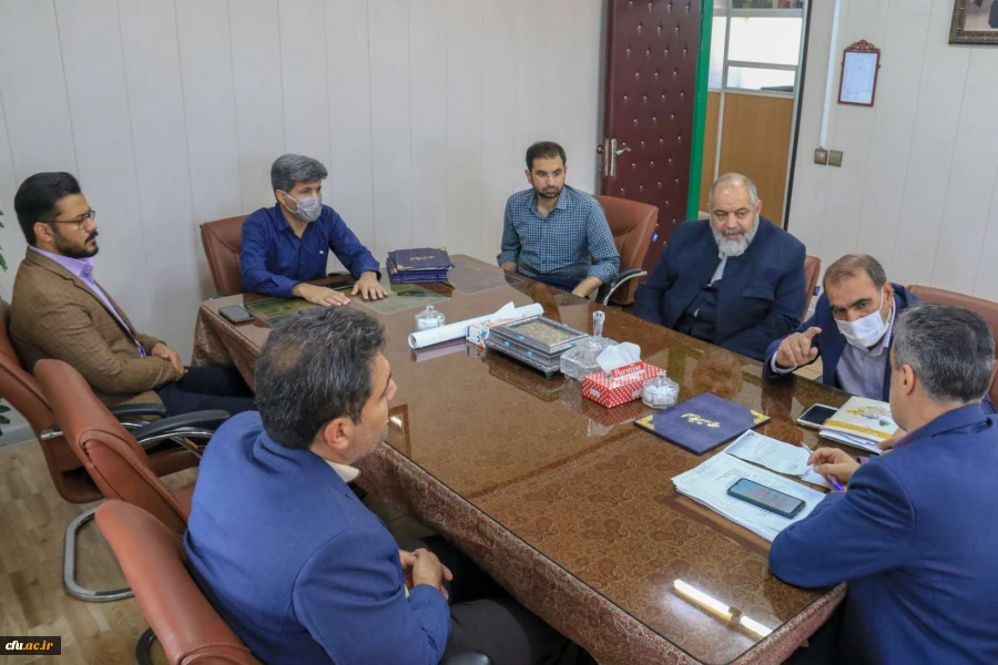 ارائه اسناد علمی همایش ملی تعلیم و تربیت مهدوی به سازمان پژوهش و تالیف کتب درسی
 3