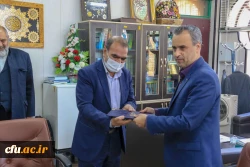 ارائه اسناد علمی همایش ملی تعلیم و تربیت مهدوی به سازمان پژوهش و تالیف کتب درسی
 5