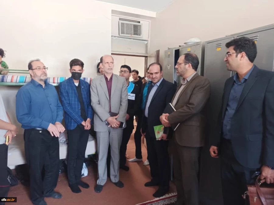 نشست صمیمی مدیرکل آموزش و پرورش استان اصفهان با تشکل های دانشجویی دانشگاه فرهنگیان استان اصفهان 8