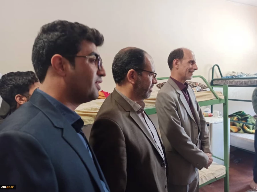 نشست صمیمی مدیرکل آموزش و پرورش استان اصفهان با تشکل های دانشجویی دانشگاه فرهنگیان استان اصفهان 10