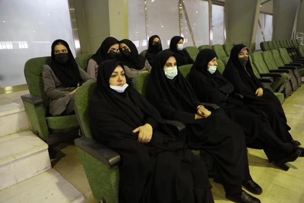 جامعه به دانشجویان سالم ، شاداب و اثرگذار که با "نه" گفتن به برخی آسیب ها و در فضاها و مسابقات ورزشی حاضر بودن؛ نیاز دارد. 2