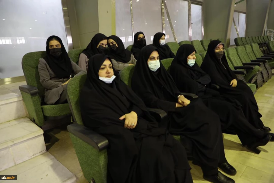 جامعه به دانشجویان سالم ، شاداب و اثرگذار که با "نه" گفتن به برخی آسیب ها و در فضاها و مسابقات ورزشی حاضر بودن؛ نیاز دارد. 7