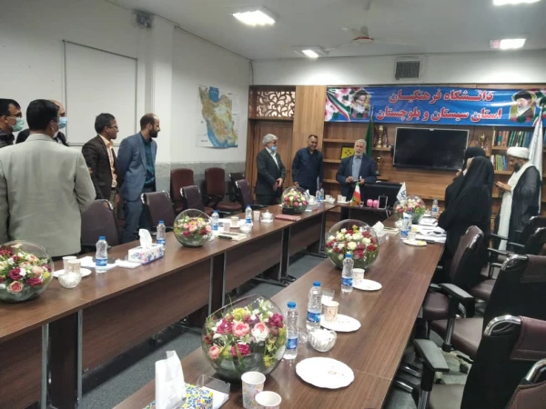 دیدارنماینده مردم زابل و عضو کمیسیون آموزش و تحقیقات مجلس شورای اسلامی با اعضای شورای آموزشی وفرهنگی 5