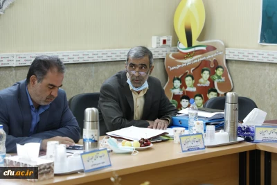 با حضور استاندار چهارمحال و بختیاری برگزار شد:

 کمیته استانی هیأت امنای دانشگاه فرهنگیان 